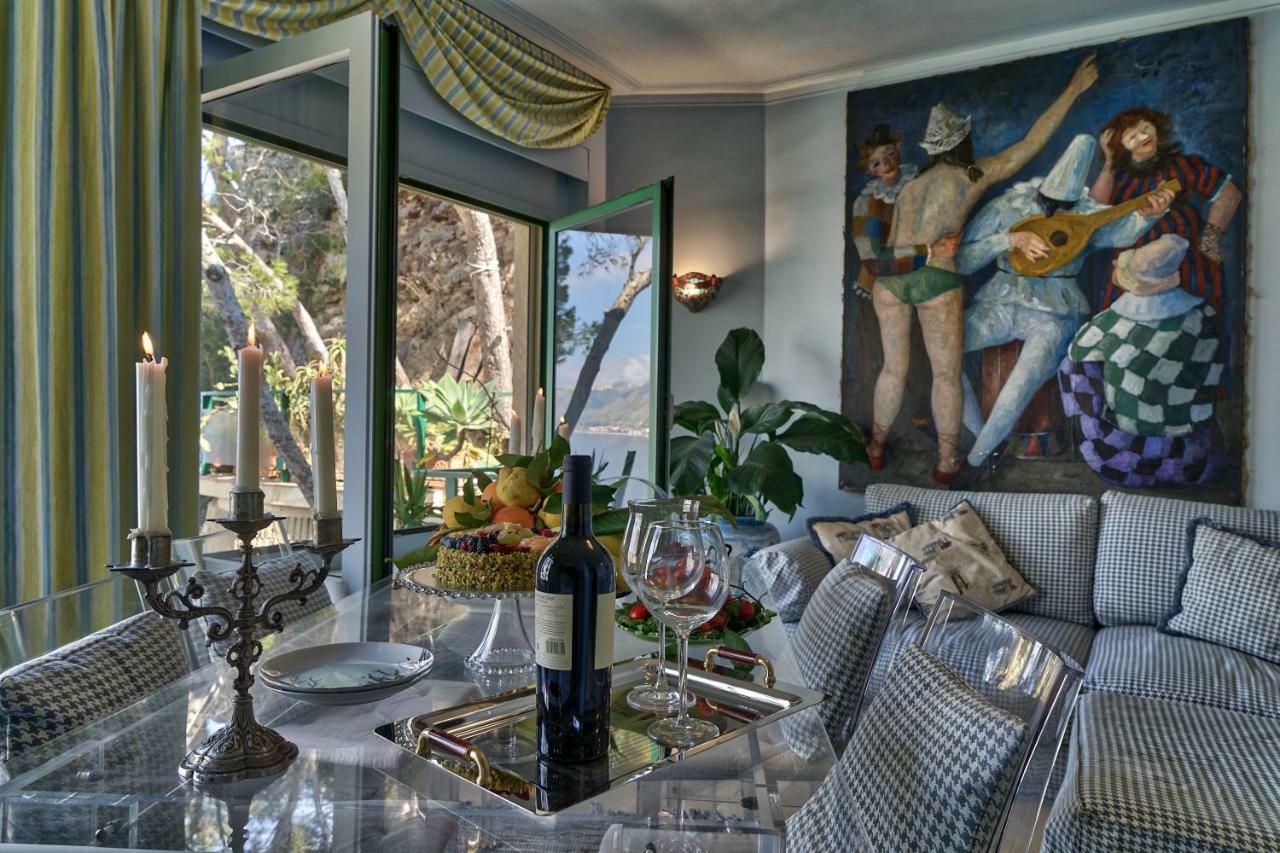 Luxury Apartment And Charm Sea View Isola Bella Taormina Bagian luar foto
